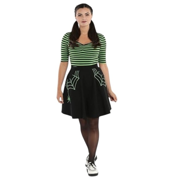 Hell Bunny Miss Muffet Black & Green Circle Mini Skirt Women’s Small - Picture 7 of 12